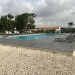 Louise * בוניפסיו