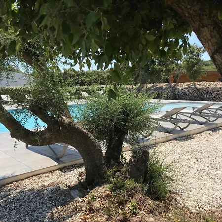 Louise بيت للعطل