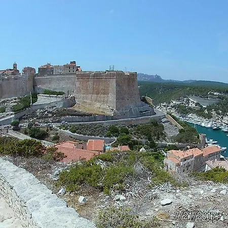 بيت للعطل Louise