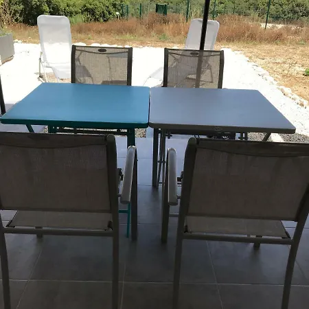 Louise Hébergement de vacances *